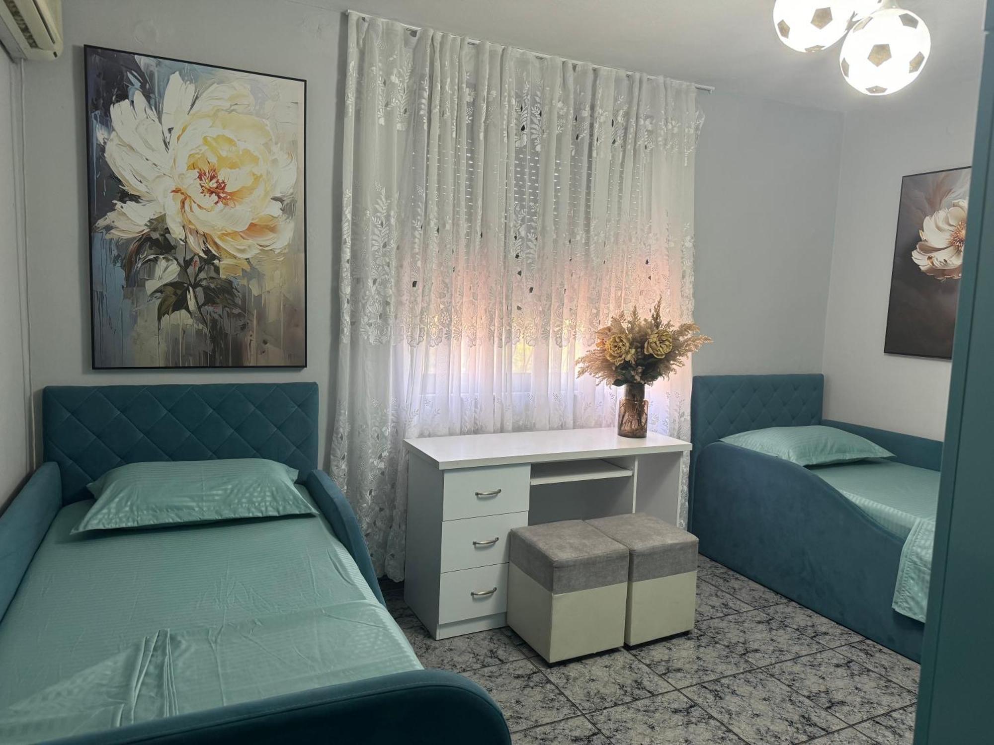 Your House In Тирана Екстер'єр фото